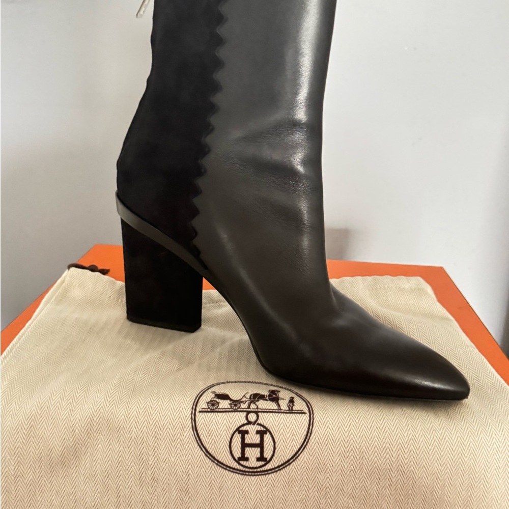 Hermes Black Leather Scalloped Block Heel Ankle Boots